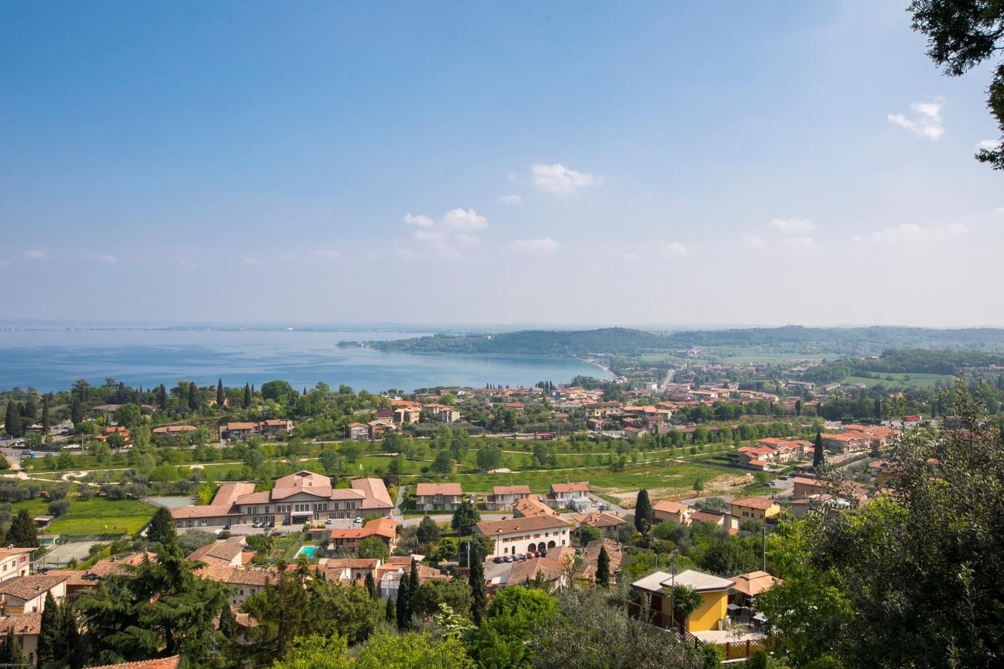 Appartamento Di Tommaso - Happy Rentals Desenzano del Garda Luaran gambar